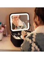 کیف آرایش ال ای دی دار shein